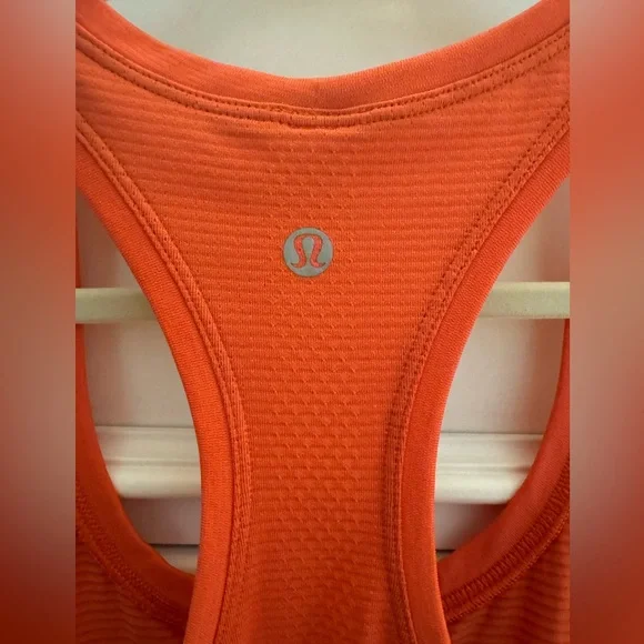 Lululemon Swiftly Tech racerback tank top, amazing orange color for fall! Size 6 - Picture 3 of 3